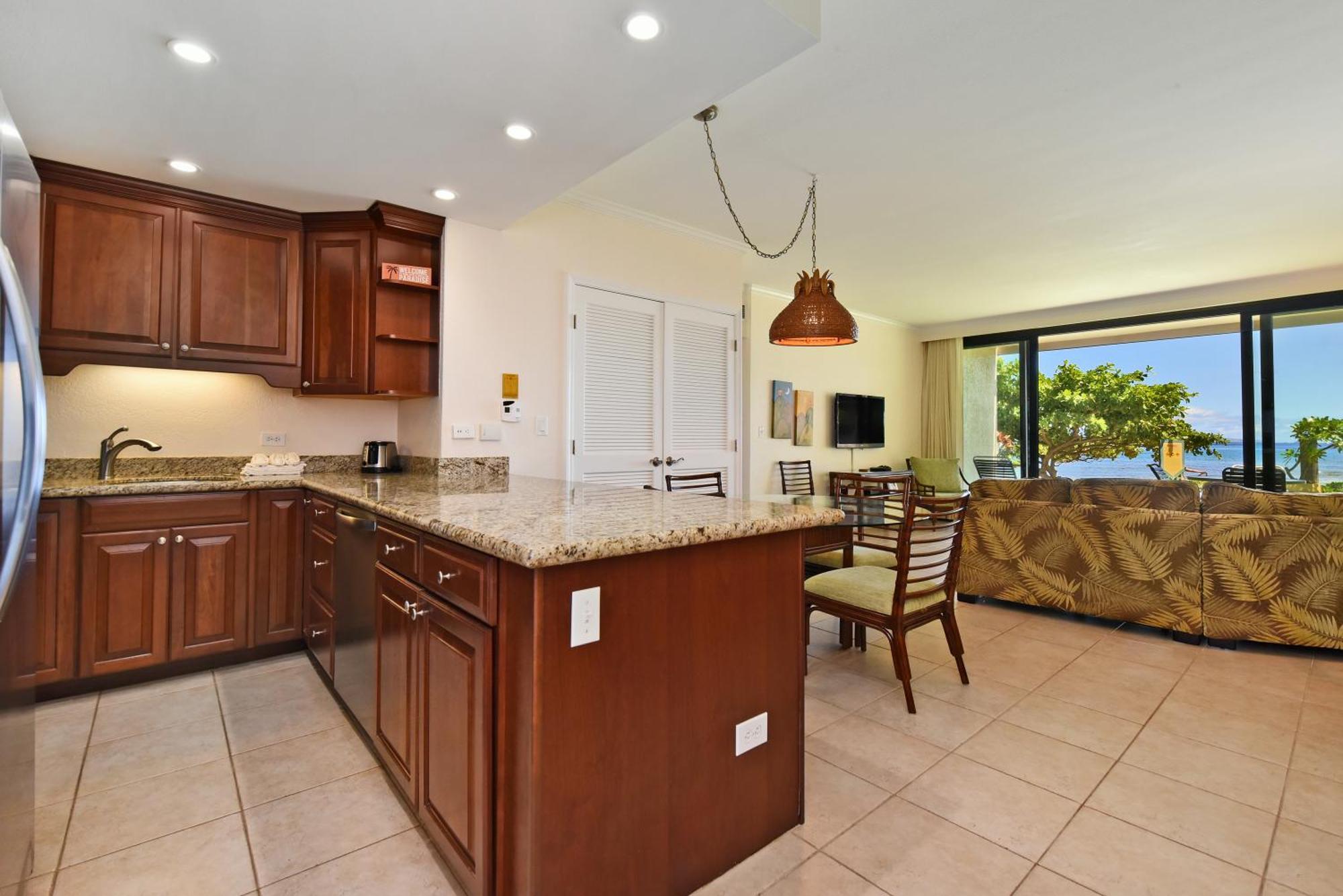 Kaanapali Shores 160 - Sleep Steps Away From The Ocean Kahana Luaran gambar