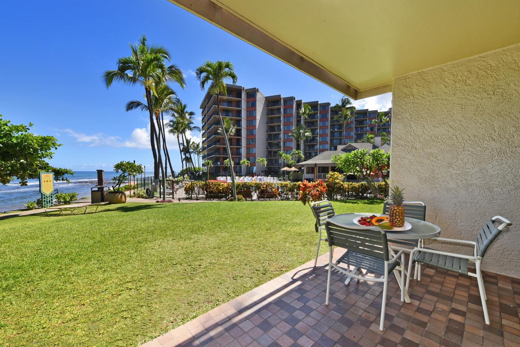 Kaanapali Shores 160 - Sleep Steps Away From The Ocean Kahana Luaran gambar